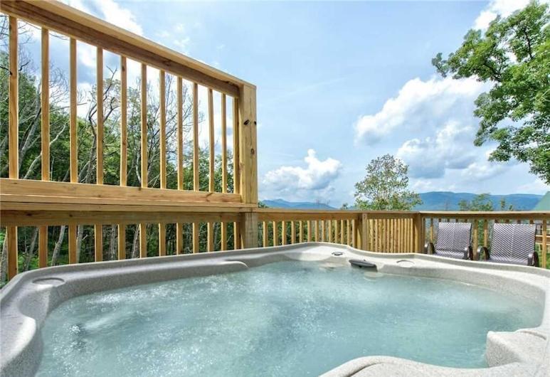 Walnut Ridge Cabin. Sleeps 7-11! Hot Tub, Pool Table, Minutes To Downtown Gatlinburg! ภายนอก รูปภาพ